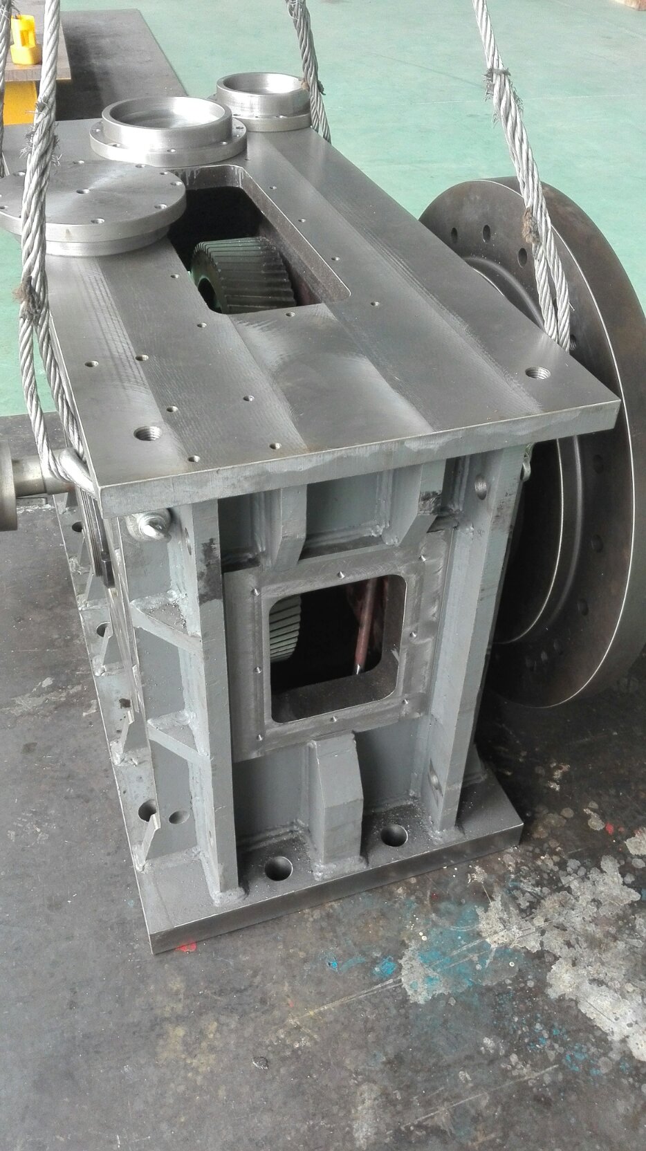 200KW减速箱体焊接